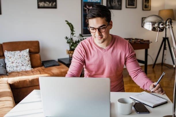 Side Hustles That Still Work: Ways to Earn Passive Income